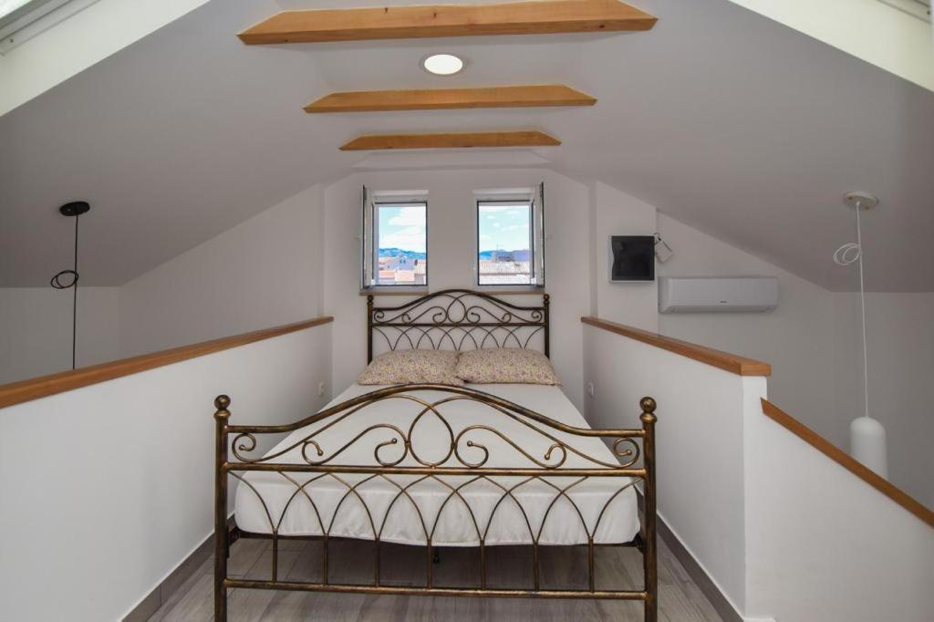 Tissa-Novalja Apartman Kültér fotó